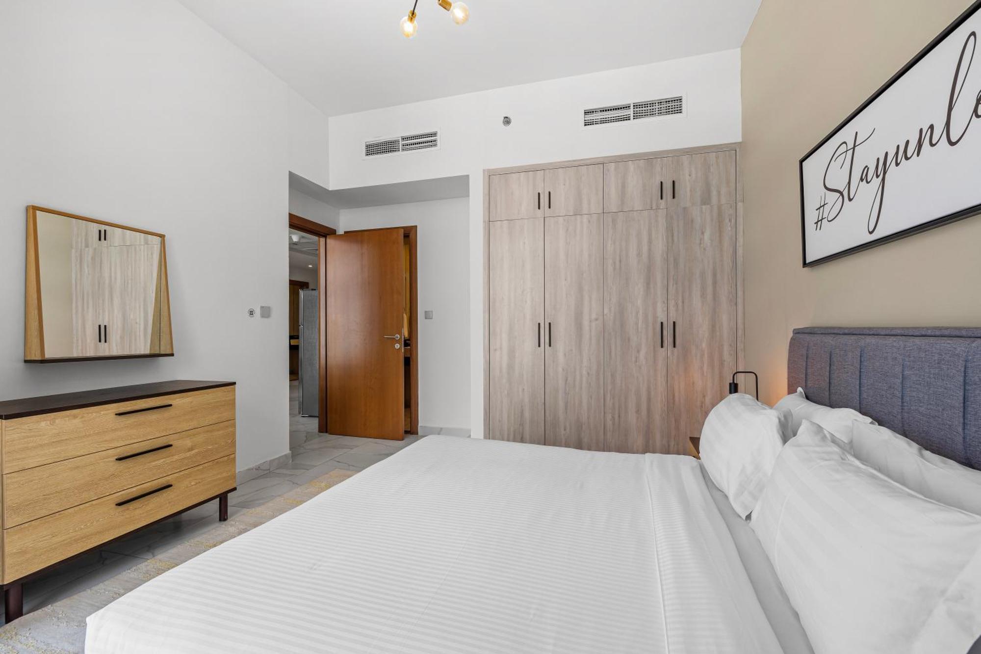 Unlock Waters Edge Dubai Exterior foto